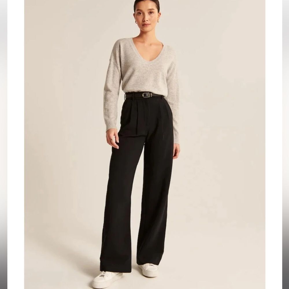Black Wide-Leg Tailored Pants - Picture 3 of 9